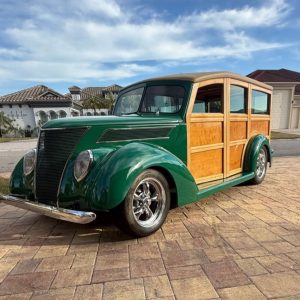 1937 Ford Woody Wagon